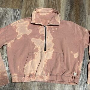 Vuori Pink and Cream Half-Zip Sweatshirt